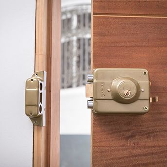 3 Opciones iniciales que se deben considerar para sustituir cerraduras de puertas principales